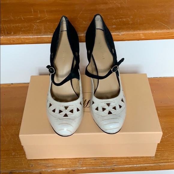 Nine West Heel Black & White - Picture 2 of 3